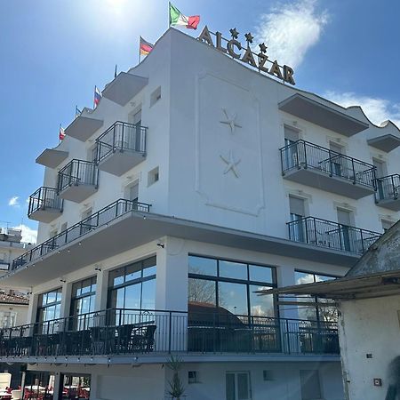 Hotel Alcazar リミニ エクステリア 写真